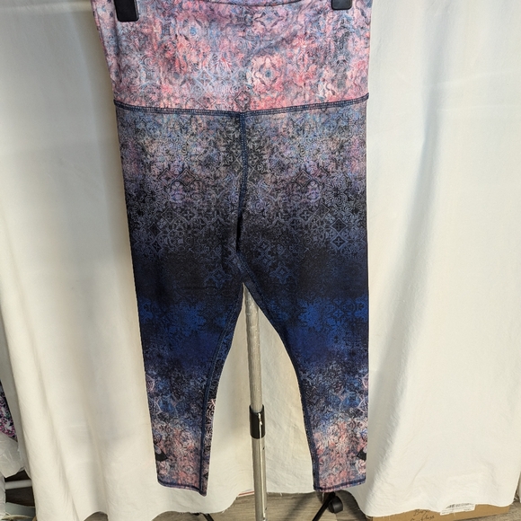 Yoga bundle new All in Motion hoodie and Evolution&creation leggings M/L - Picture 5 of 12